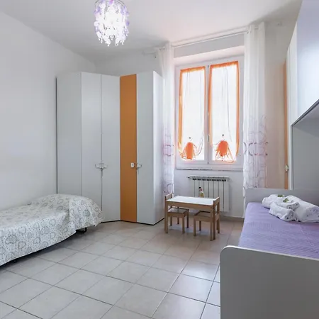 Guesthost - Gama Functional Flat Апартаменты *