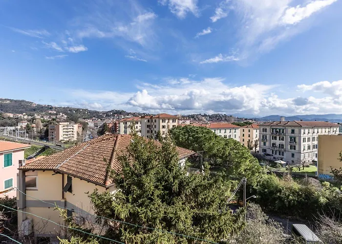 Guesthost - Gama Functional Flat